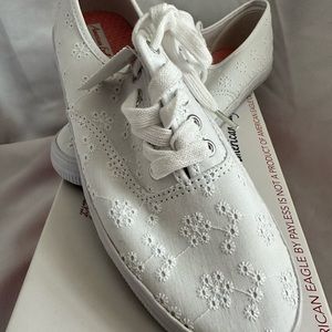 American Eagle Tennis Shoes - fancy